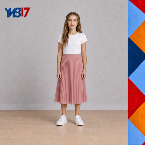 An elegant skirt for girls with a modern design that offers a unique and comfortable look. Featuring an elastic waistband for extra comfort.