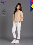 A comfortable summer shirt for girls, perfect for casual looks and light occasions. Featuring made of comfortable linen.